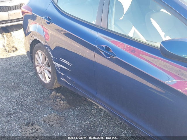 5NPDH4AE1GH720562 Hyundai ELANTRA SE