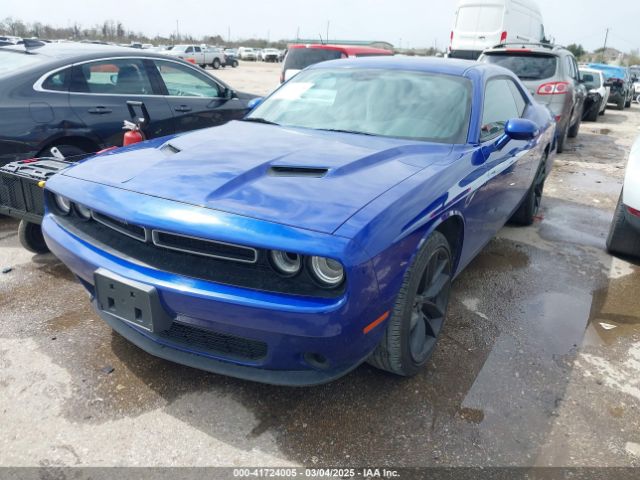 2C3CDZAG3JH183686 Dodge Challenger Sxt