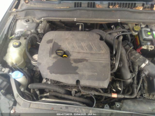 1FA6P0HD4E5399203 Ford FUSION SE