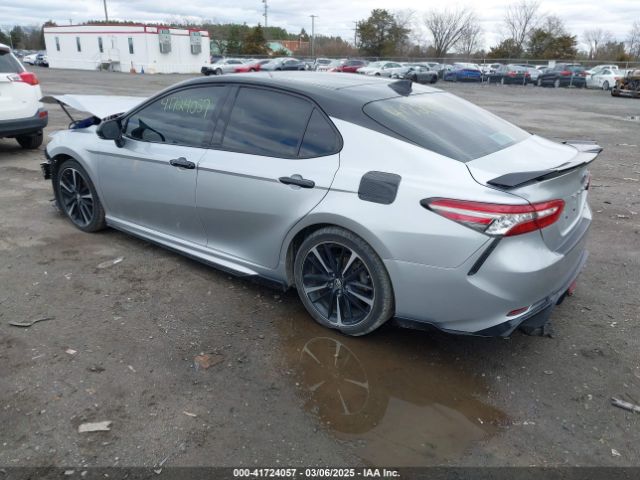 4T1BZ1HK5JU017666 Toyota Camry Xse V6