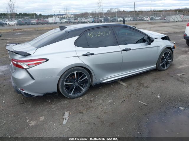 4T1BZ1HK5JU017666 Toyota Camry Xse V6