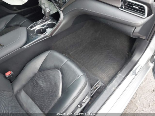4T1BZ1HK5JU017666 Toyota Camry Xse V6