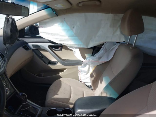 5NPDH4AE9EH532420 Hyundai ELANTRA SE