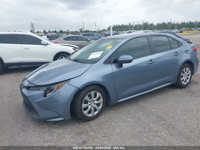5YFEPRAE3LP028918 Toyota COROLLA LE