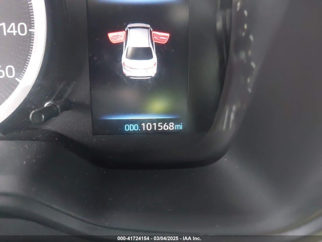 5YFEPRAE3LP028918 Toyota COROLLA LE