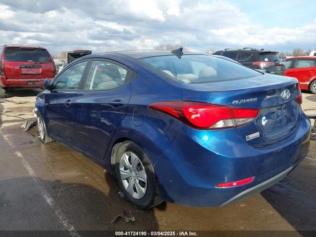Продажа на аукционе авто 2016 Hyundai Elantra Se, vin: 5NPDH4AE6GH779283, номер лота: 41724190