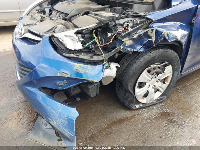 Продажа на аукционе авто 2016 Hyundai Elantra Se, vin: 5NPDH4AE6GH779283, номер лота: 41724190