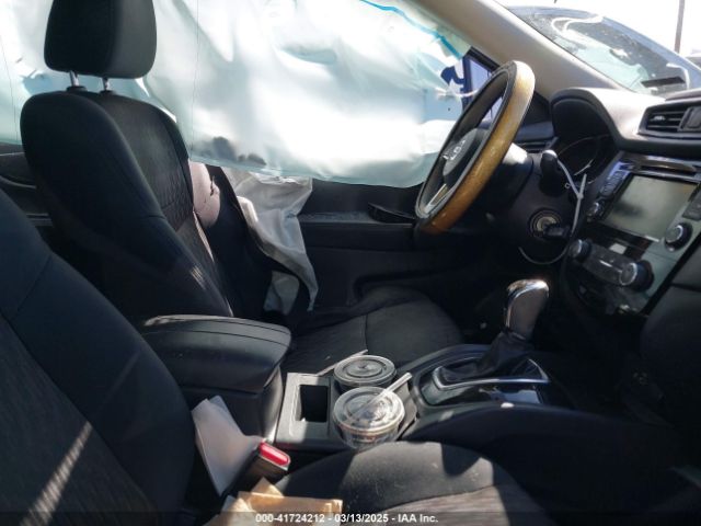 5N1AT2MT0KC768957 Nissan ROGUE S