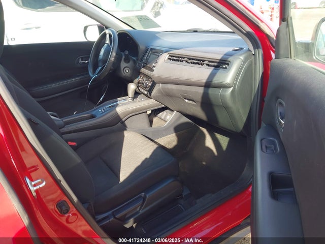 3CZRU6H31JG715163 Honda HR-V LX