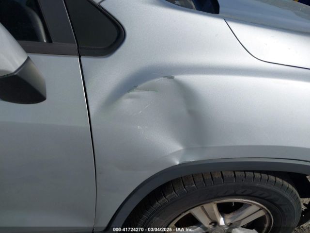 3GNCJKSB3LL132835 Chevrolet Trax Fwd Ls