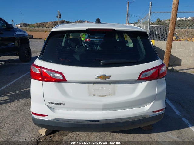 Chevrolet EQUINOX LS 2018 2GNAXHEV2J6224549 Image 16