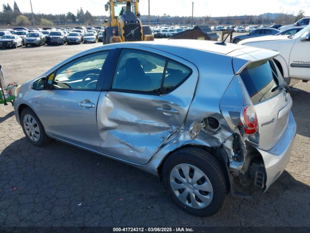 JTDKDTB32E1574607 Toyota Prius C Three