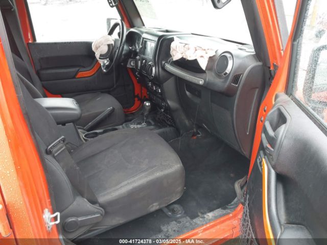 1C4HJWDG7FL582759 Jeep Wrangler Unlimited Sport