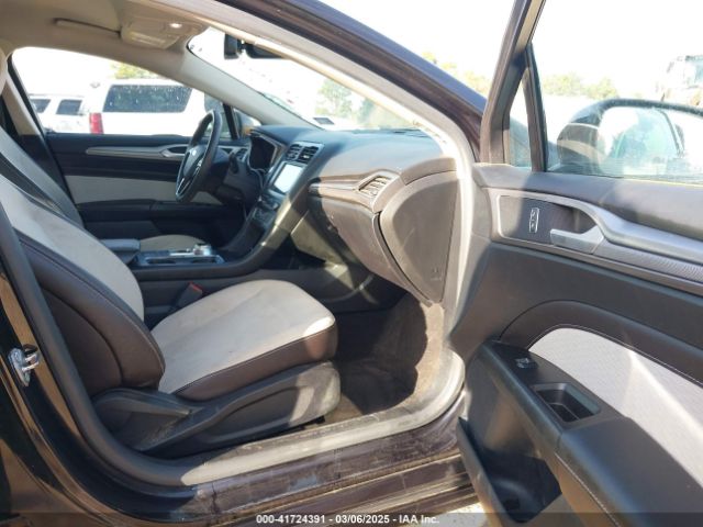3FA6P0HD9LR227405 Ford FUSION SE