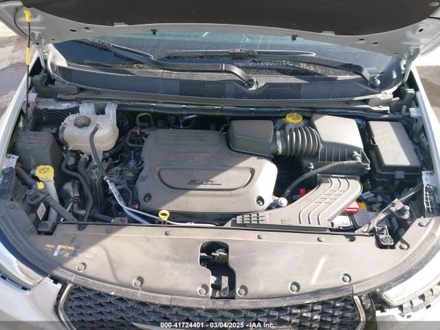 Chrysler Pacifica Touring L 2024 2C4RC1BG5RR179668 Image 10