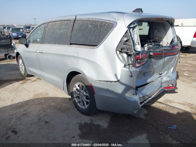 Chrysler Pacifica Touring L 2024 2C4RC1BG5RR179668 Image 3