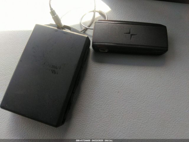 2024 POLESTAR 2 YSMFD3KA2RL231794 Photo 10