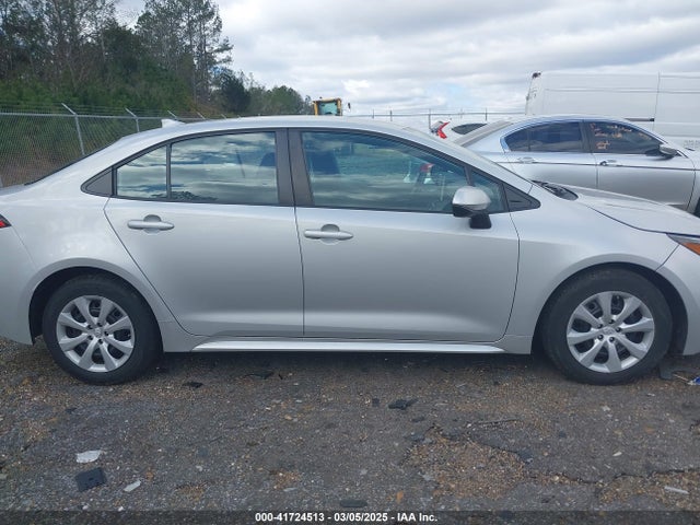 Toyota COROLLA LE 2021 5YFEPMAE6MP165971 Image 13