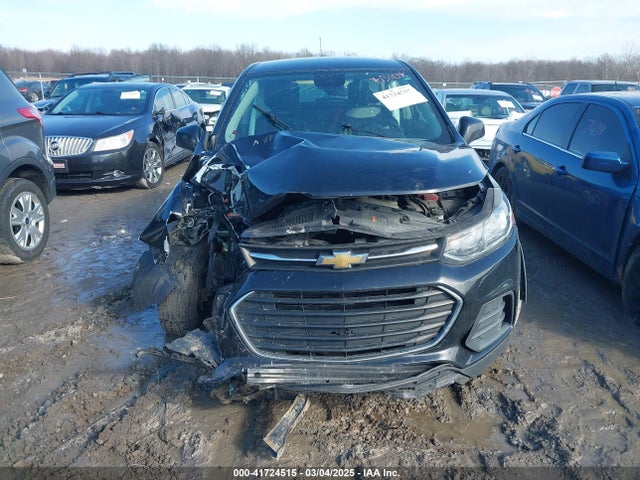 3GNCJKSB1HL274429 Chevrolet TRAX LS