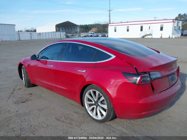 2019 TESLA MODEL 3 5YJ3E1EA3KF466418 Photo 2