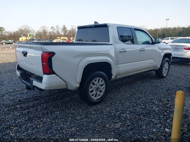 3TMKB5FN8RM011213 Toyota Tacoma Sr5 2wd