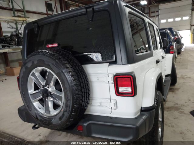 1C4HJXEG2MW655357 Jeep Wrangler Unlimited Sahara 4x4