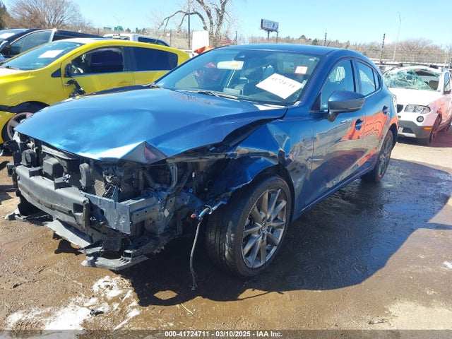 3MZBN1L36JM247119 Mazda Mazda3 Touring