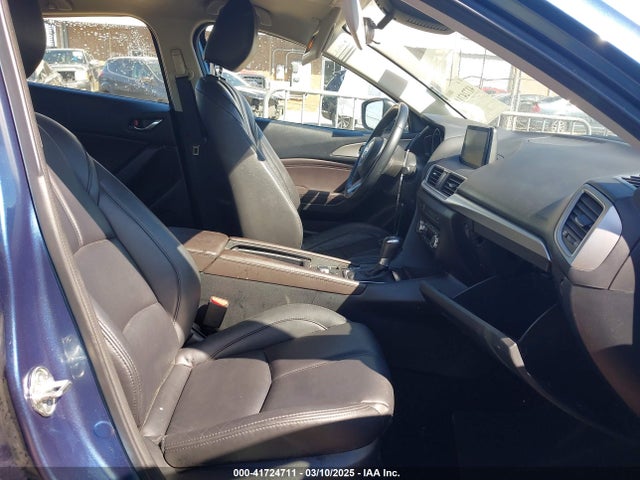 3MZBN1L36JM247119 Mazda Mazda3 Touring