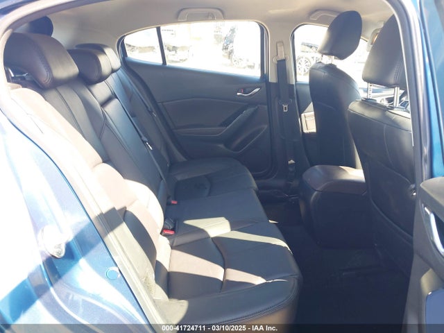 3MZBN1L36JM247119 Mazda Mazda3 Touring