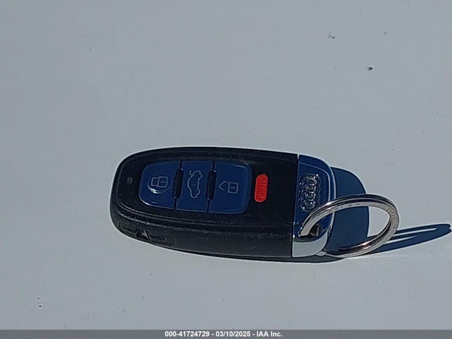2010 AUDI A5 WAUVFAFR2AA055431 Photo 10