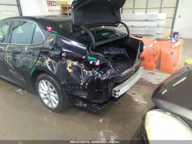 4T1C11AK4MU564390 Toyota CAMRY LE
