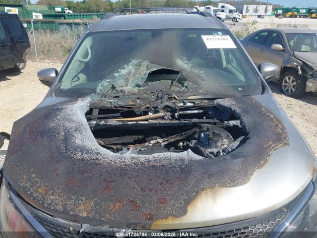 2C4RC1DG3MR520653 Chrysler Voyager Lxi