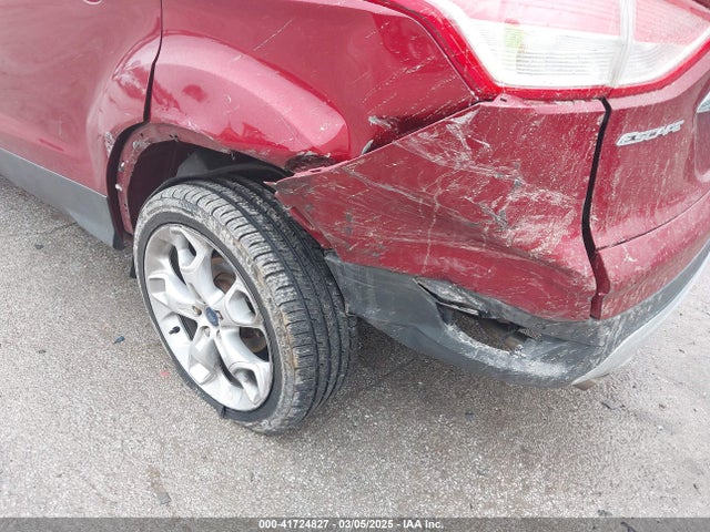 1FMCU9J92EUB95842 Ford Escape Titanium