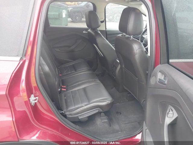 1FMCU9J92EUB95842 Ford Escape Titanium