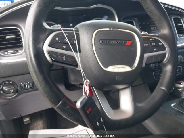 2C3CDXHG4FH884058 Dodge Charger Sxt