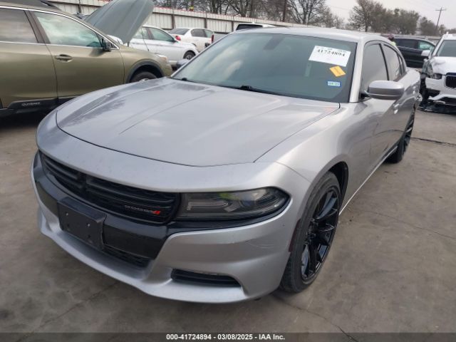 2C3CDXHG4FH884058 Dodge Charger Sxt