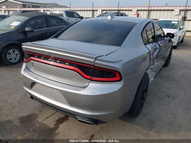 2C3CDXHG4FH884058 Dodge Charger Sxt
