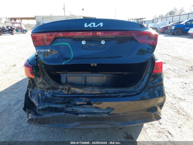 3KPF24AD8PE653786 KIA Forte Lxs