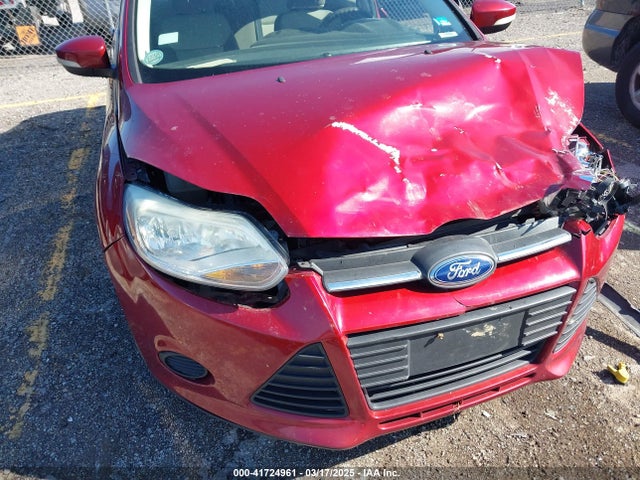 1FADP3F25EL440914 Ford FOCUS SE