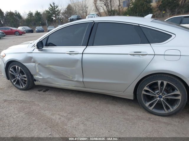 3FA6P0D93KR210907 Ford Fusion Titanium