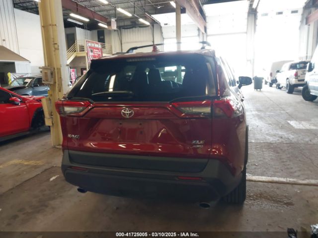 2T3A1RFV5NW315498 Toyota Rav4 Xle Premium