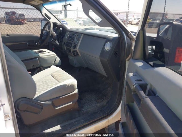 1FT7X2A62GED29921 Ford F-250 Xlt
