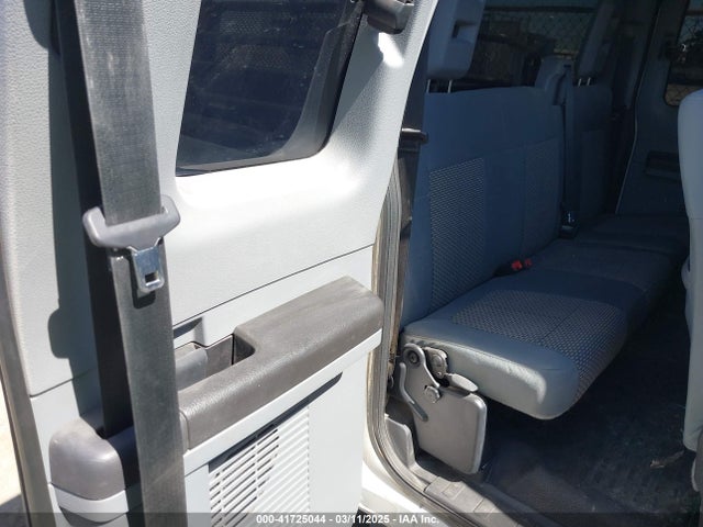 1FT7X2A62GED29921 Ford F-250 Xlt