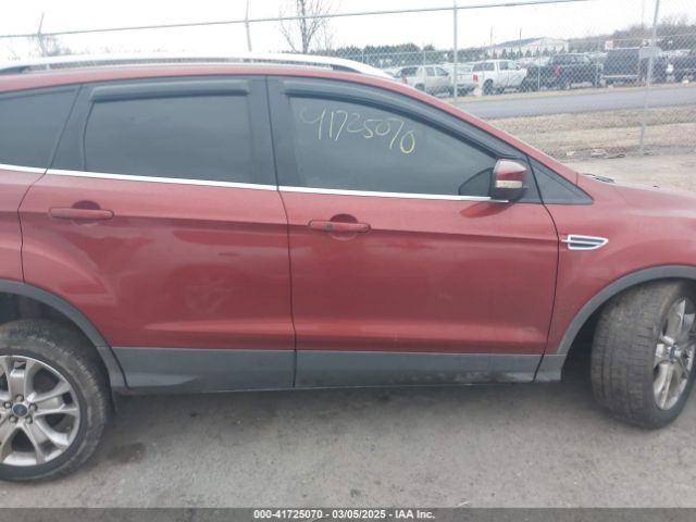 1FMCU9J99EUE34688 Ford Escape Titanium