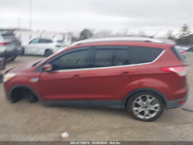 1FMCU9J99EUE34688 Ford Escape Titanium