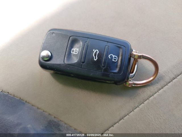 WVGBV7AX9GW547852 Volkswagen Tiguan