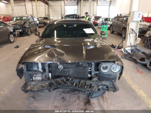 2C3CDZAT5FH794310 Dodge Challenger R/t