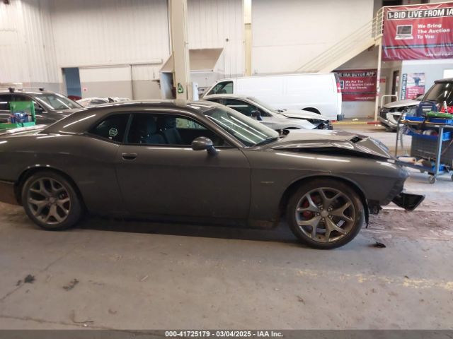 2C3CDZAT5FH794310 Dodge Challenger R/t