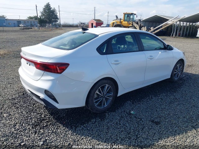 3KPF24AD0RE760091 KIA Forte Lxs