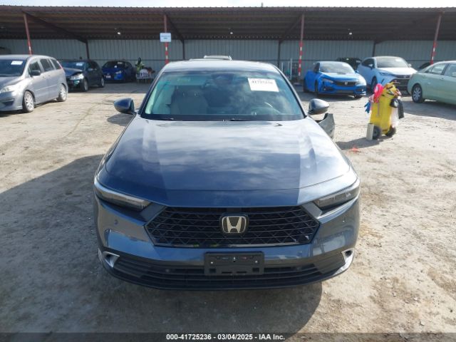 1HGCY2F84PA038349 Honda Accord Hybrid Touring